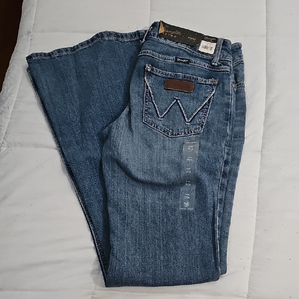 Wrangler Women's Classic Blue Flare Jeans